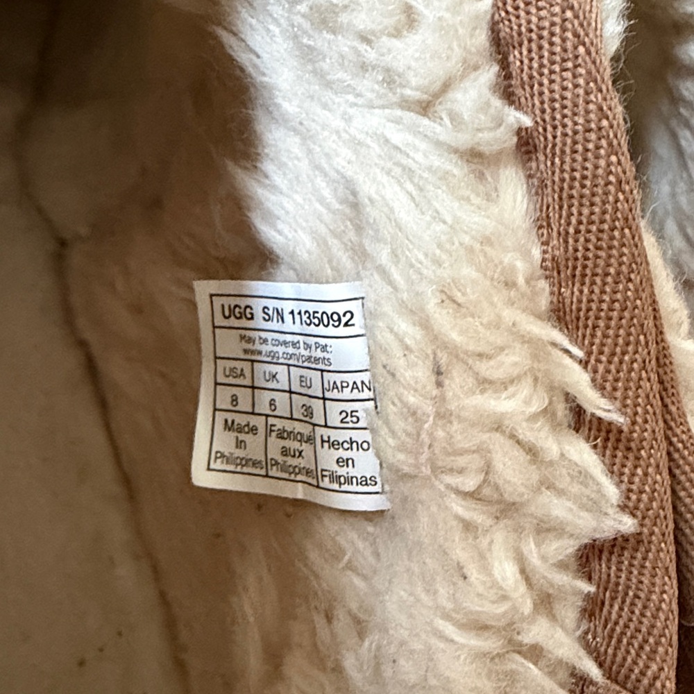 UGG Classic Ultra Mini Platform Boots Tan - Picture 2 of 9
